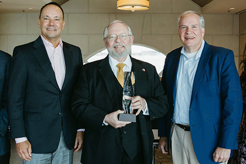 Hellerstedt Receives Trustees Award