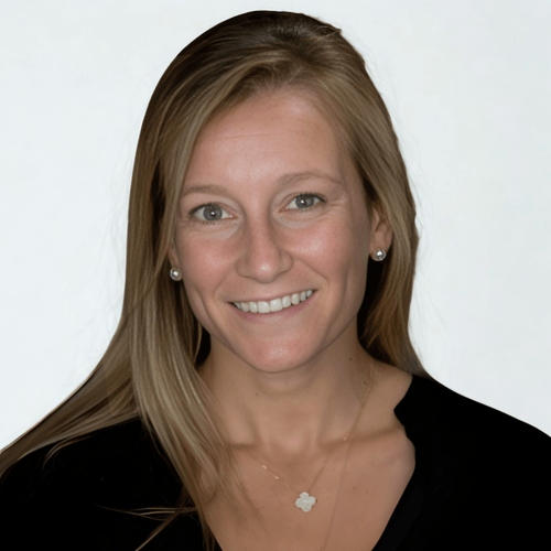 Headshot_Bergen_Jamie - Texas Healthcare Trustees Head and shoulders portrait of a smiling blonde woman in a black top against a light background